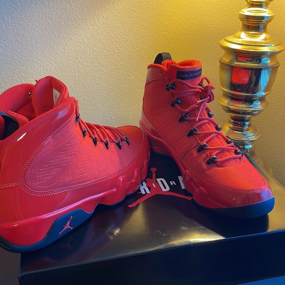Air Jordan Retro 9 Chile Red size 10.5 - Picture 4 of 7